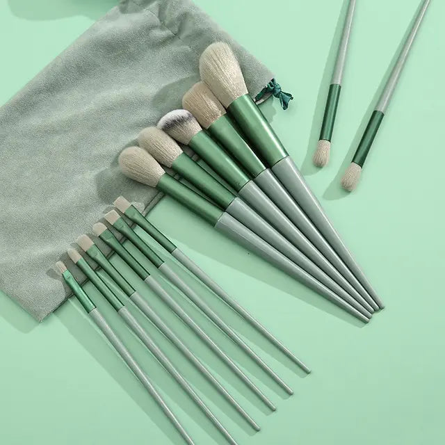 Makeup Brushes Set - Divine Beauty Care