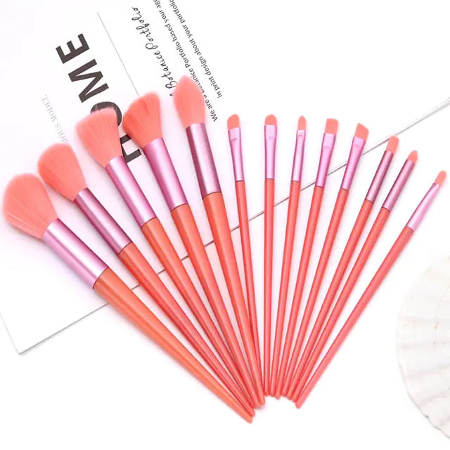 Makeup Brushes Set - Divine Beauty Care
