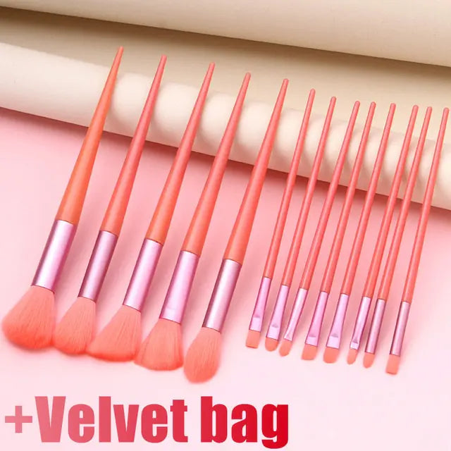 Makeup Brushes Set - Divine Beauty Care