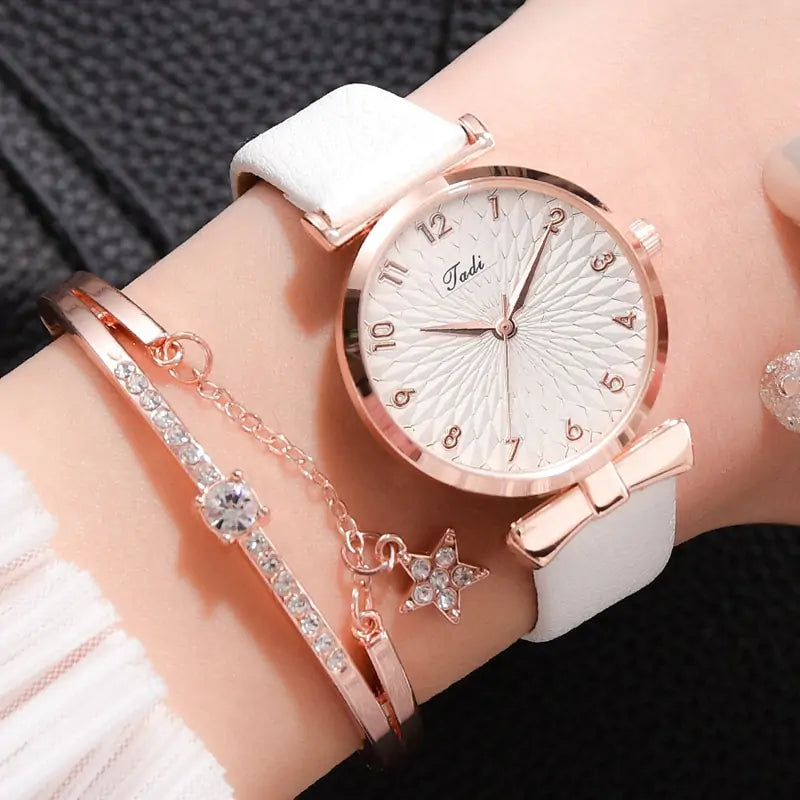 Luxury Magnetic Quartz Bracelet Watches - Divine Beauty Care